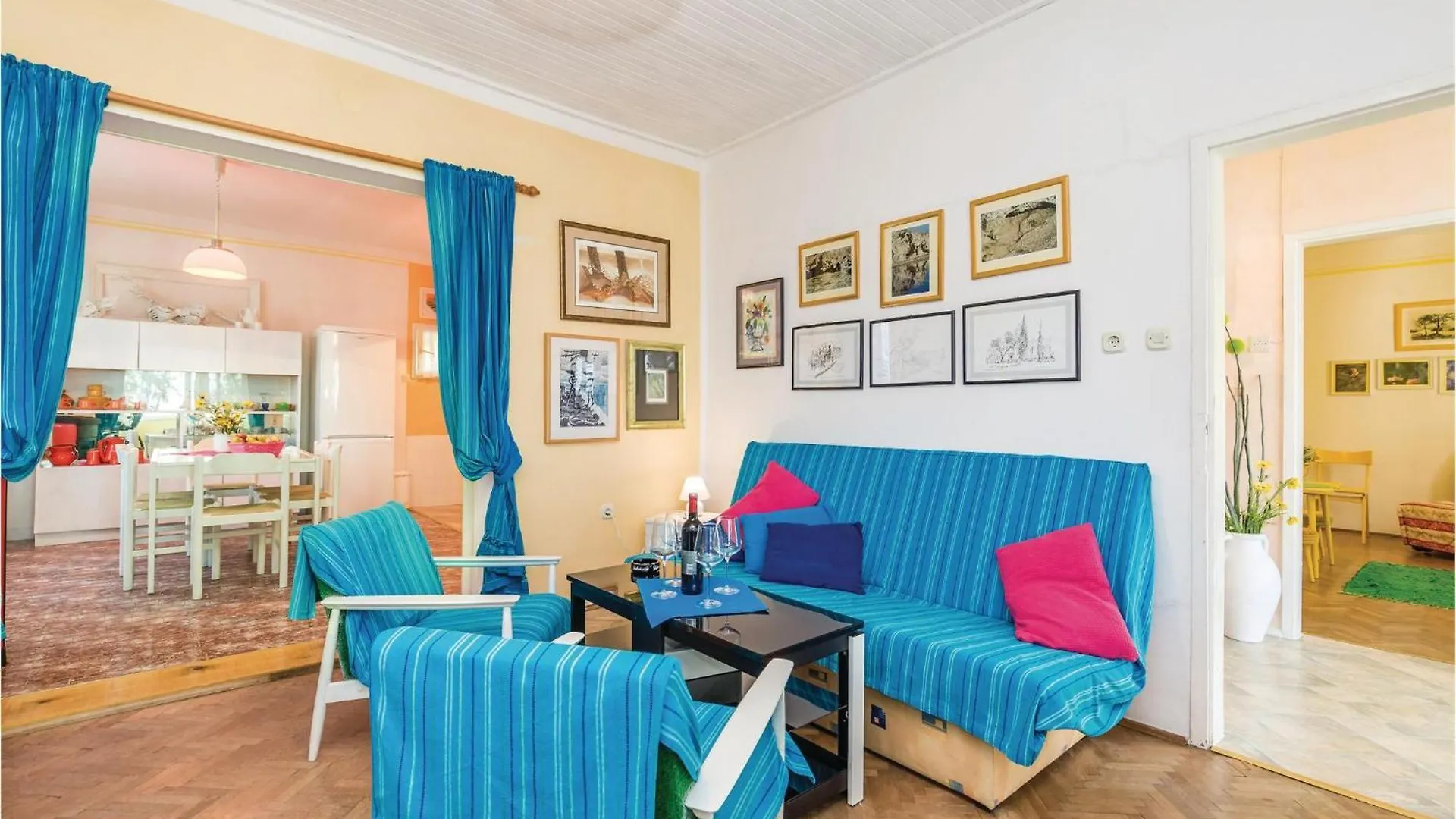 Holiday home Beautiful Home In Palit With Kitchen