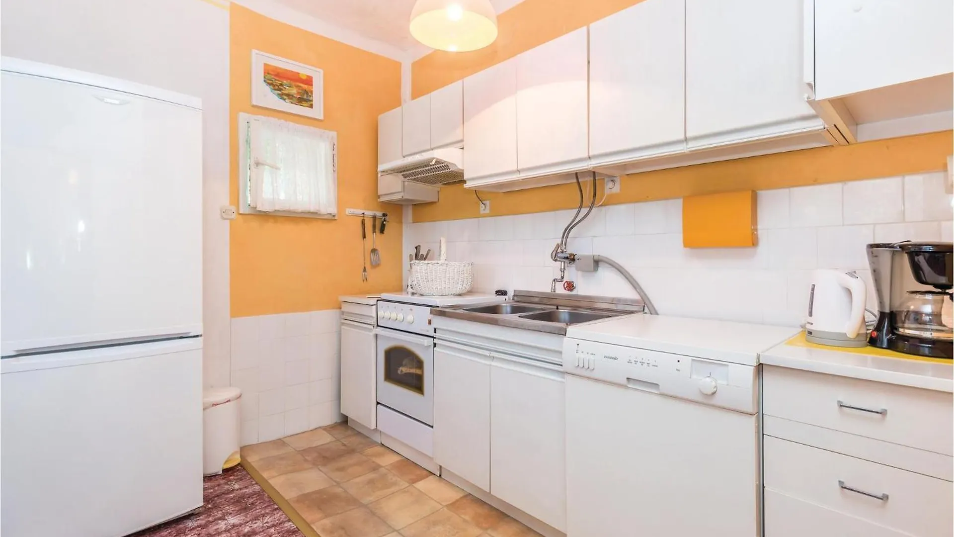 Beautiful Home In Palit With Kitchen 0*,